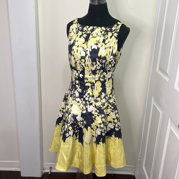 Julian Taylor Chic Fit Flare Navy Lime Yellow Dress Size 6 - Picture 11 of 13